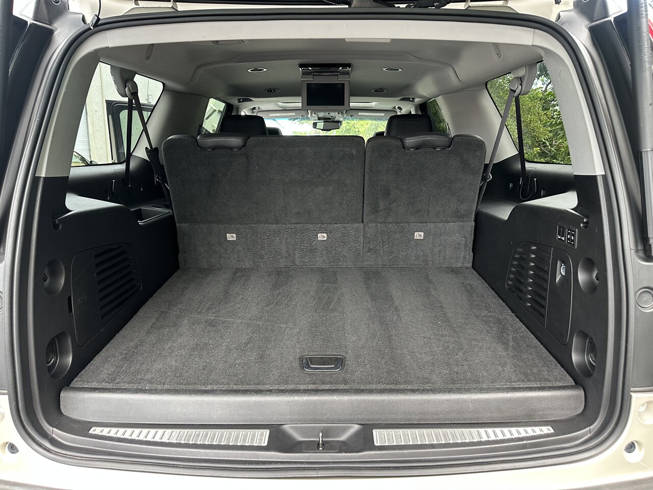 2015 Cadillac Escalade ESV Premium   - Photo 19 - West Palm Beach, FL 33409