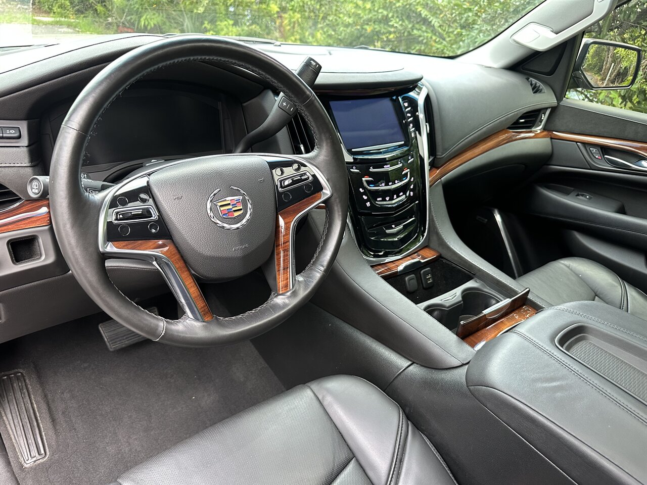 2015 Cadillac Escalade ESV Premium   - Photo 8 - West Palm Beach, FL 33409