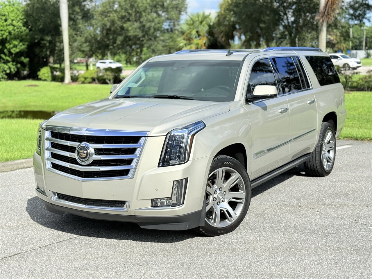 2015 Cadillac Escalade ESV Premium   - Photo 2 - West Palm Beach, FL 33409