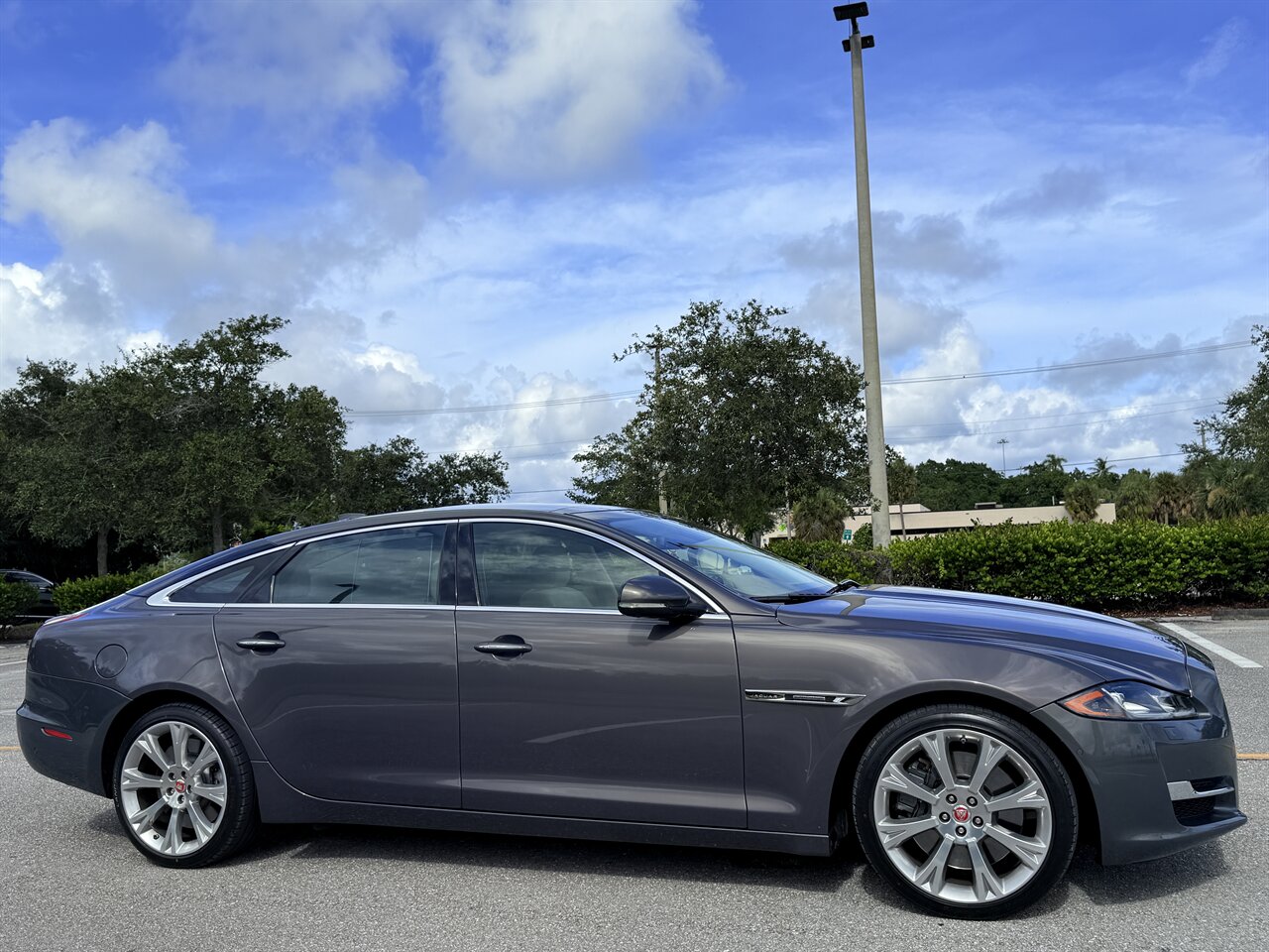 2016 Jaguar XJL Supercharged   - Photo 46 - West Palm Beach, FL 33409