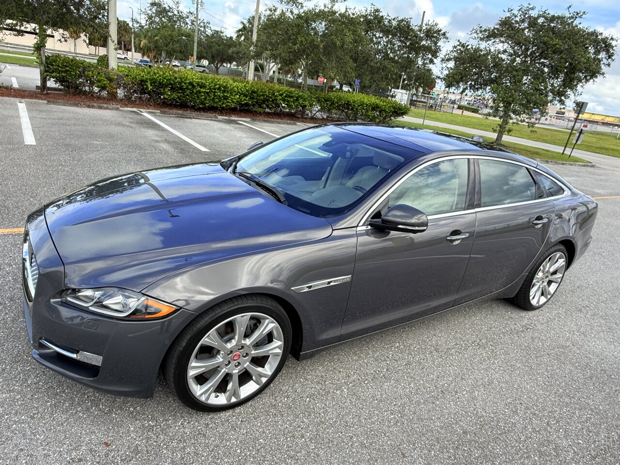 2016 Jaguar XJL Supercharged   - Photo 2 - West Palm Beach, FL 33409