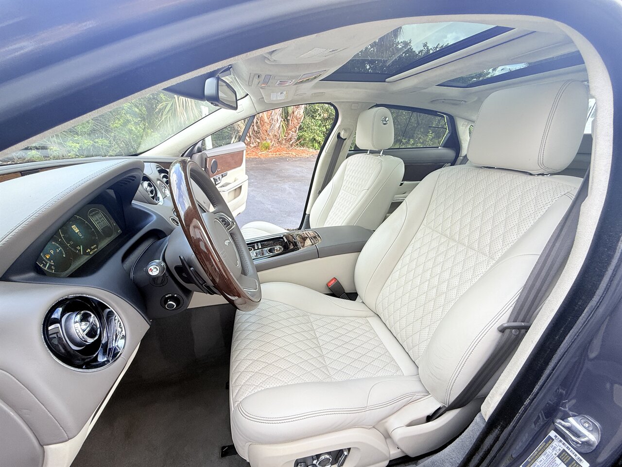 2016 Jaguar XJL Supercharged   - Photo 9 - West Palm Beach, FL 33409
