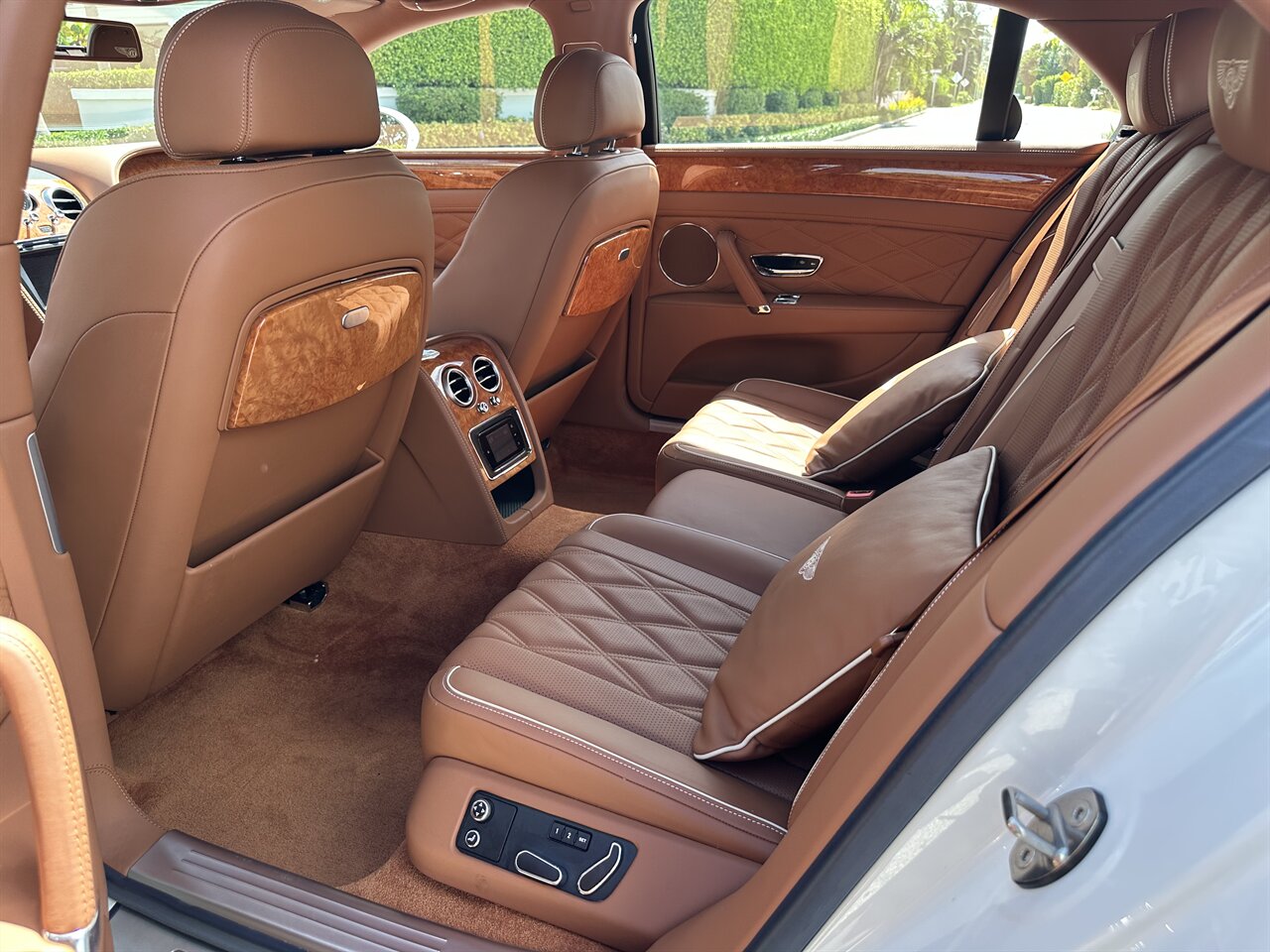 2014 Bentley Flying Spur   - Photo 37 - West Palm Beach, FL 33409