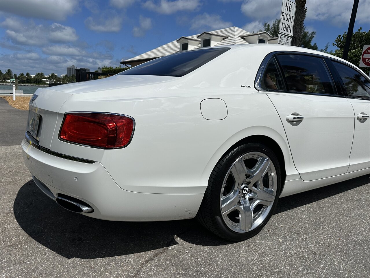 2014 Bentley Flying Spur   - Photo 28 - West Palm Beach, FL 33409