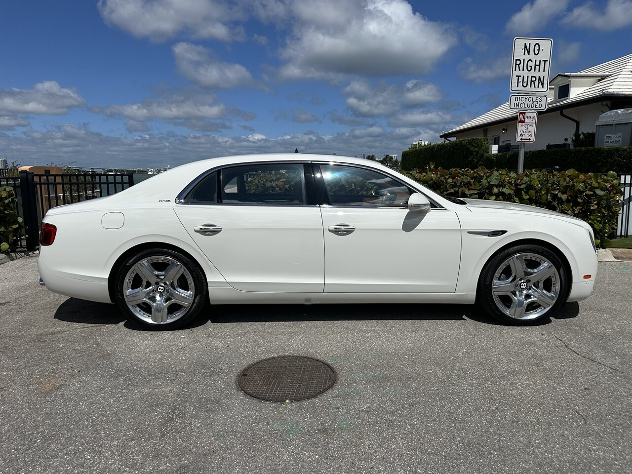 2014 Bentley Flying Spur   - Photo 25 - West Palm Beach, FL 33409