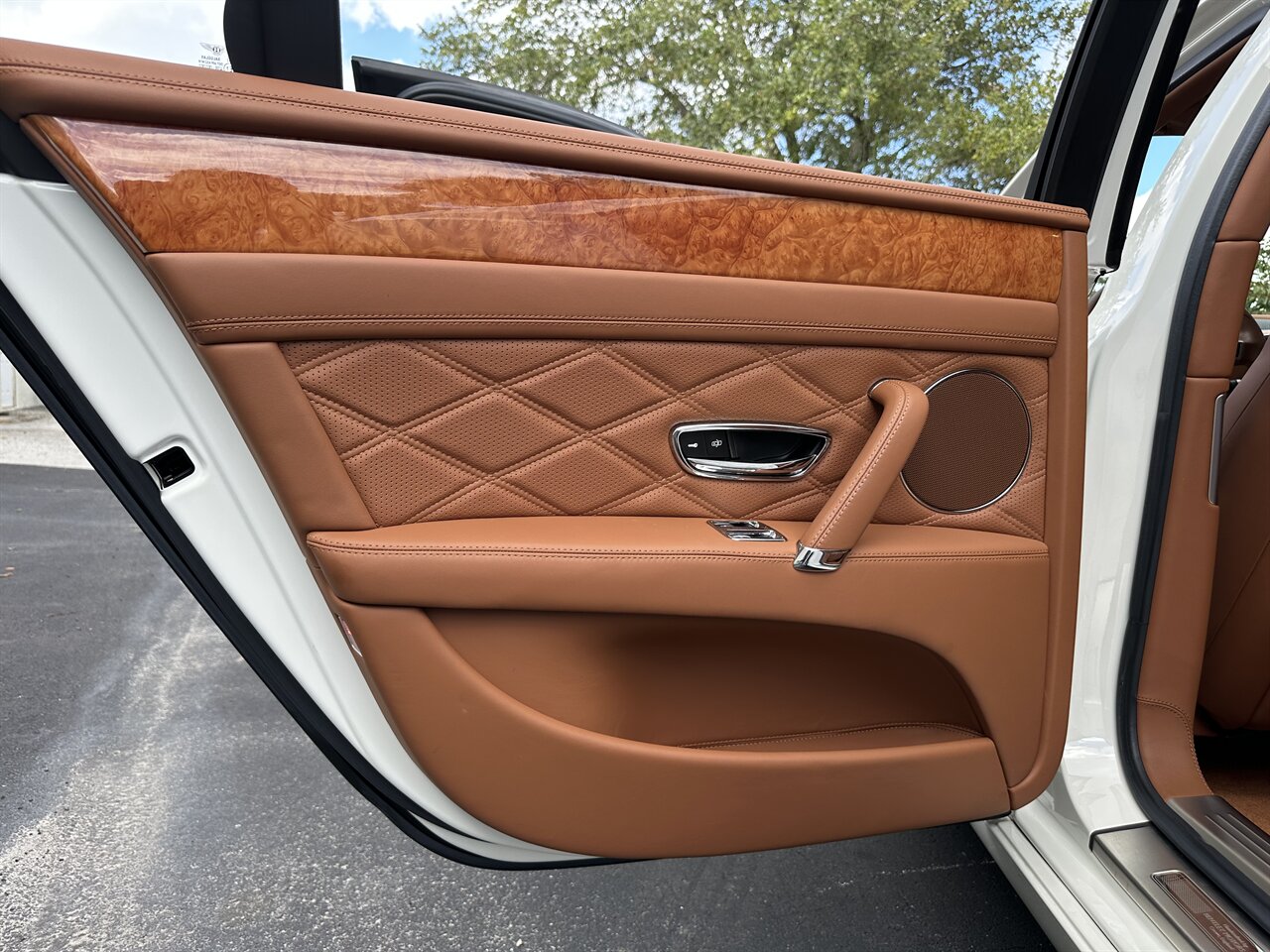 2014 Bentley Flying Spur   - Photo 15 - West Palm Beach, FL 33409