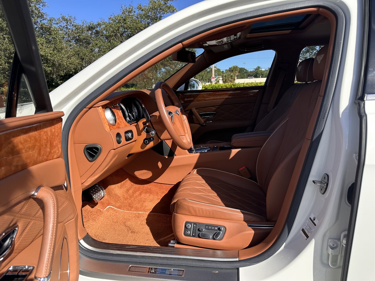 2014 Bentley Flying Spur   - Photo 54 - West Palm Beach, FL 33409