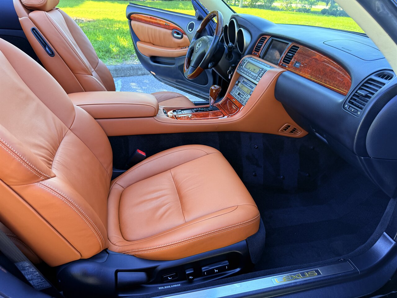 2004 Lexus SC 430   - Photo 8 - West Palm Beach, FL 33409