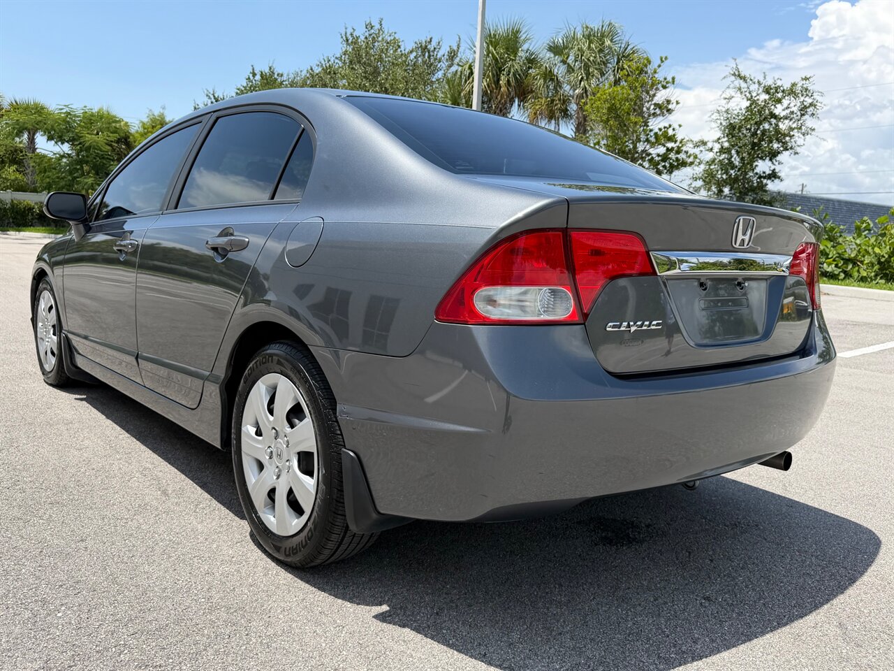 2011 Honda Civic LX   - Photo 6 - Ocoee, FL 34761
