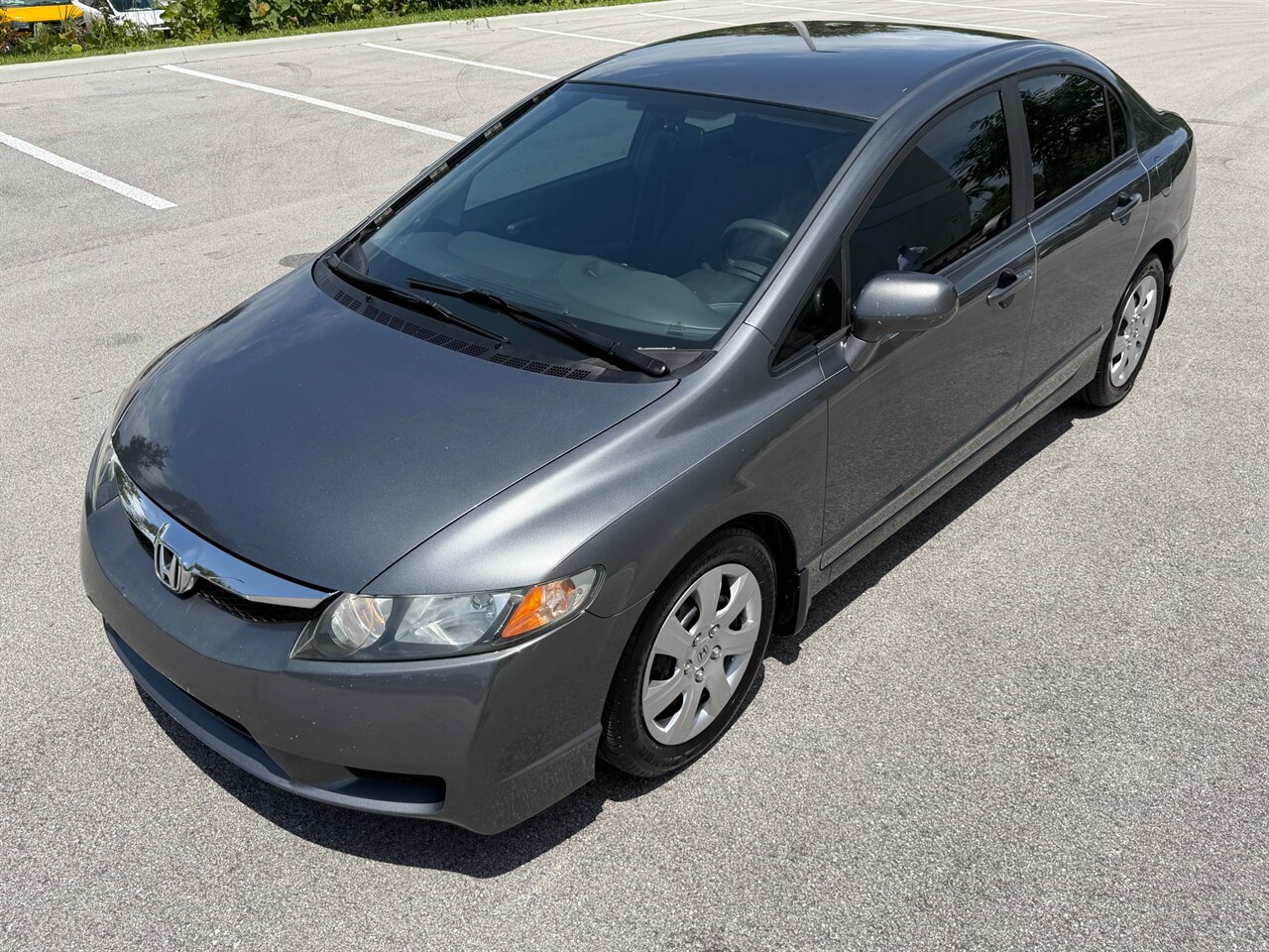 2011 Honda Civic LX   - Photo 1 - Ocoee, FL 34761