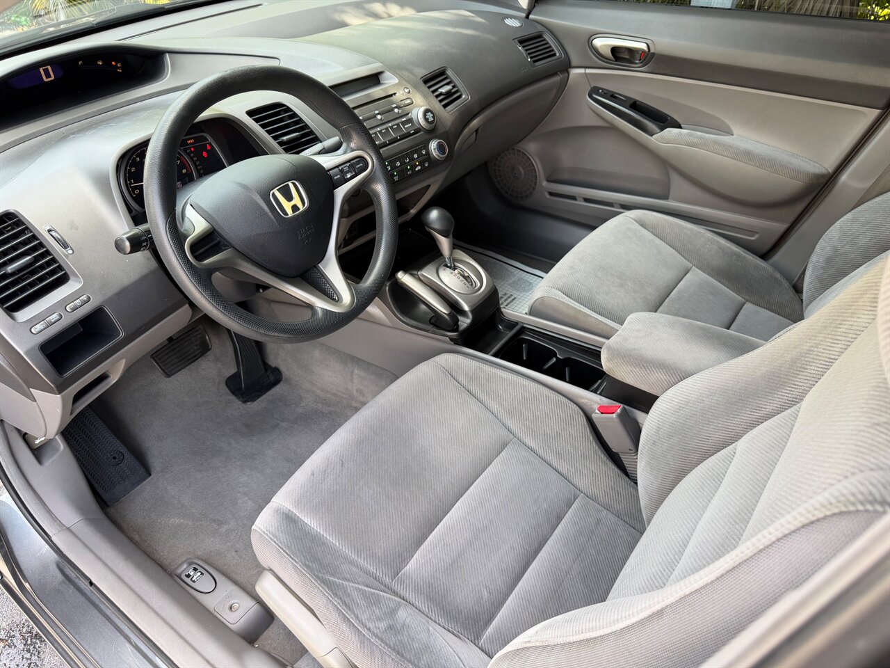 2011 Honda Civic LX   - Photo 13 - Ocoee, FL 34761