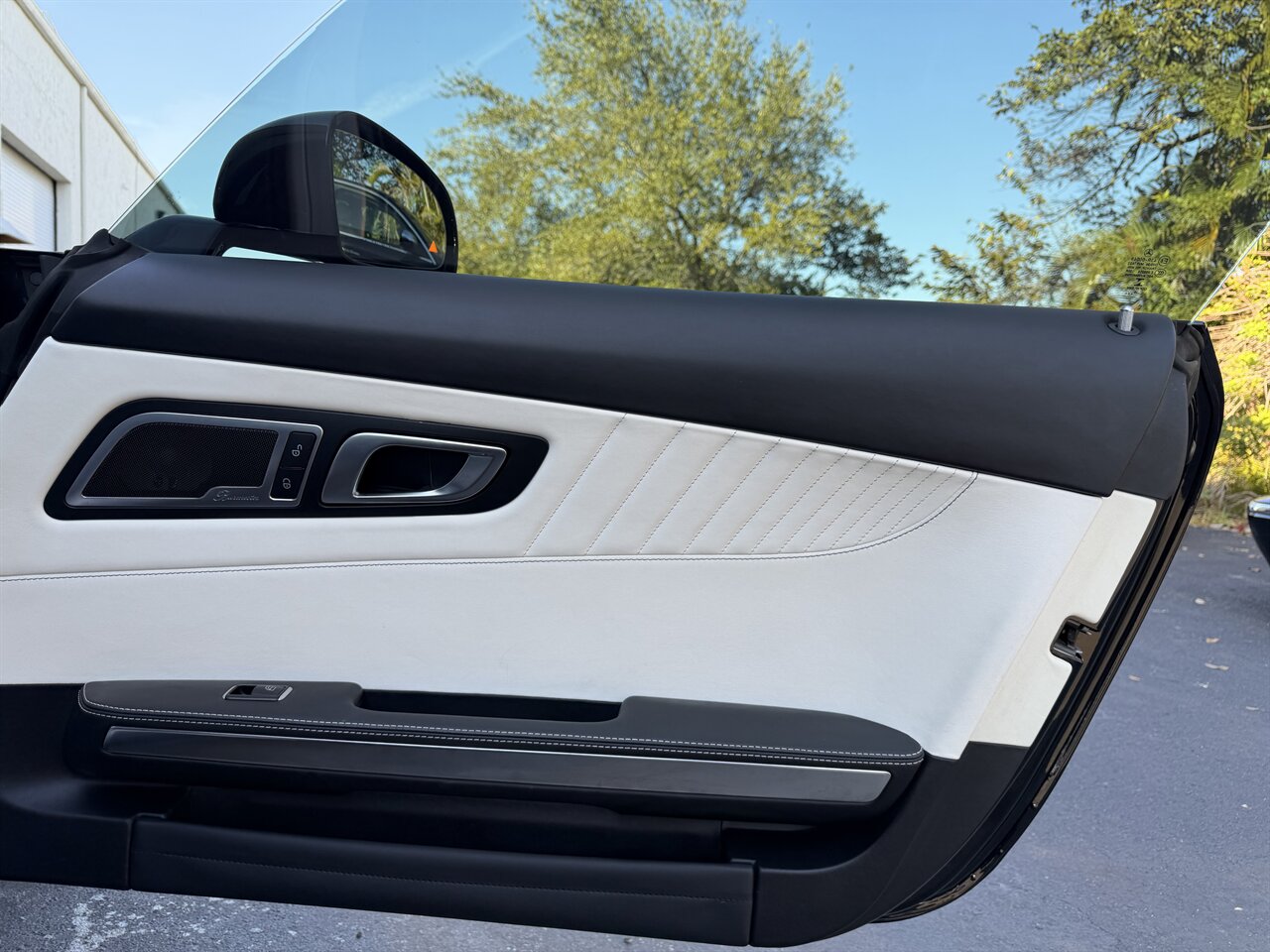 2017 Mercedes-Benz AMG GT - Photo 19 - West Palm Beach, FL 33409