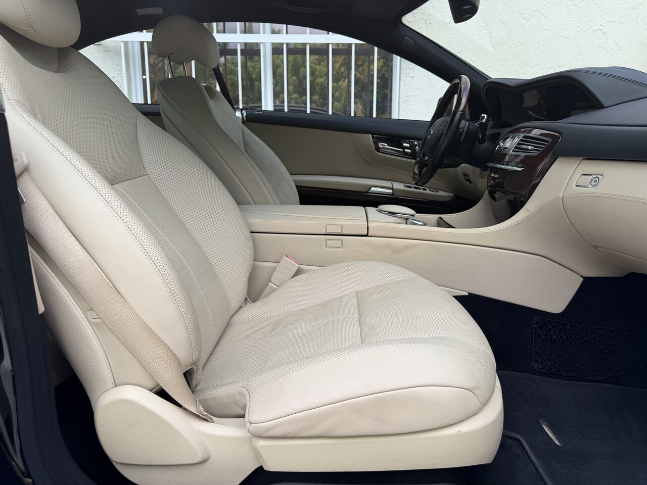2012 Mercedes-Benz CL 550 4MATIC - Photo 10 - West Palm Beach, FL 33409