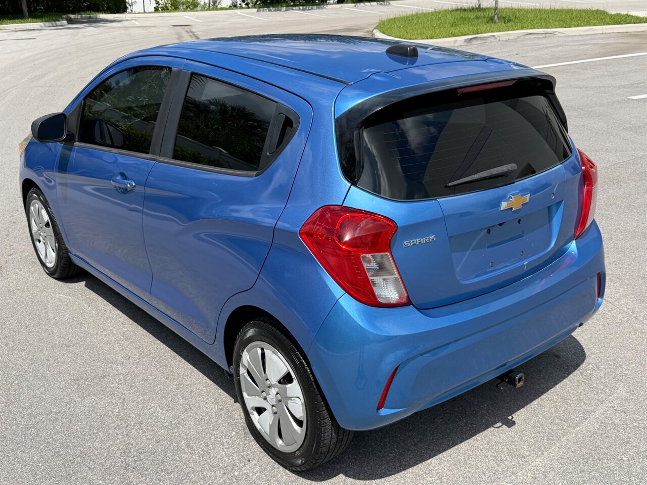 2018 Chevrolet Spark LS CVT - Photo 5 - Ocoee, FL 34761