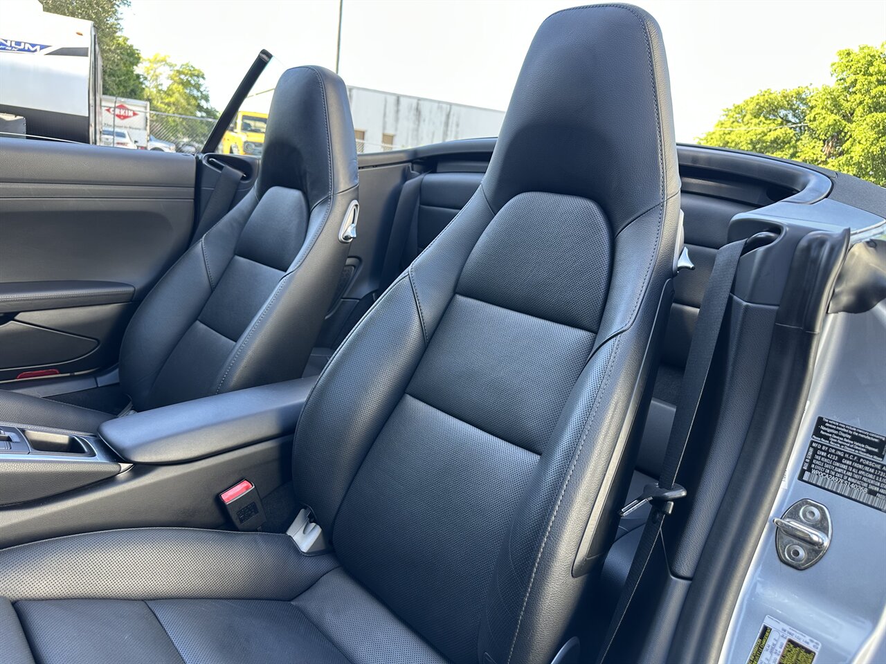 2014 Porsche 911 Carrera 4  Cabriolet - Photo 19 - West Palm Beach, FL 33409