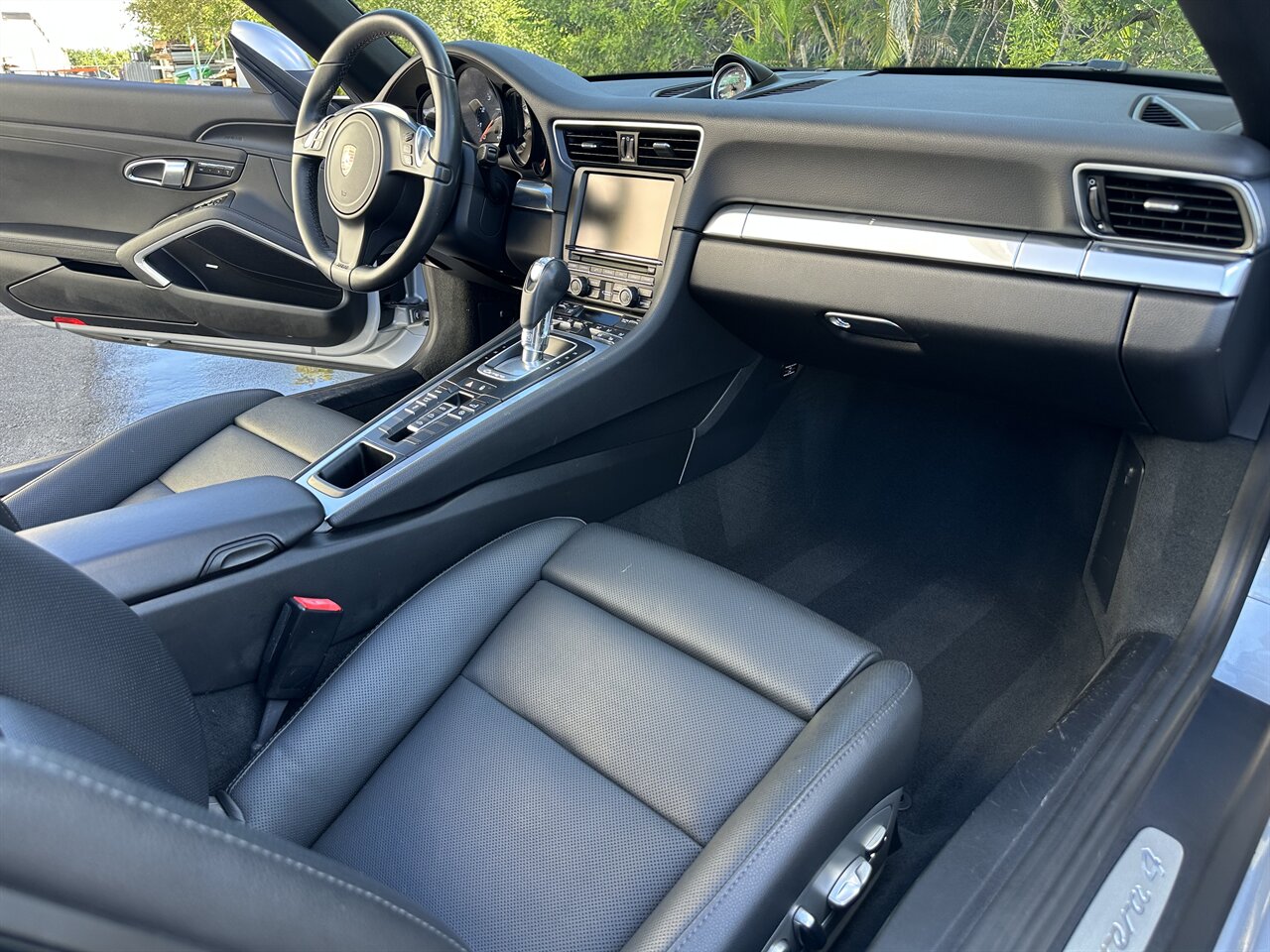 2014 Porsche 911 Carrera 4  Cabriolet - Photo 9 - West Palm Beach, FL 33409