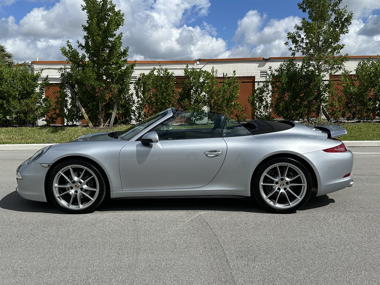 2014 Porsche 911 Carrera 4  Cabriolet - Photo 4 - West Palm Beach, FL 33409