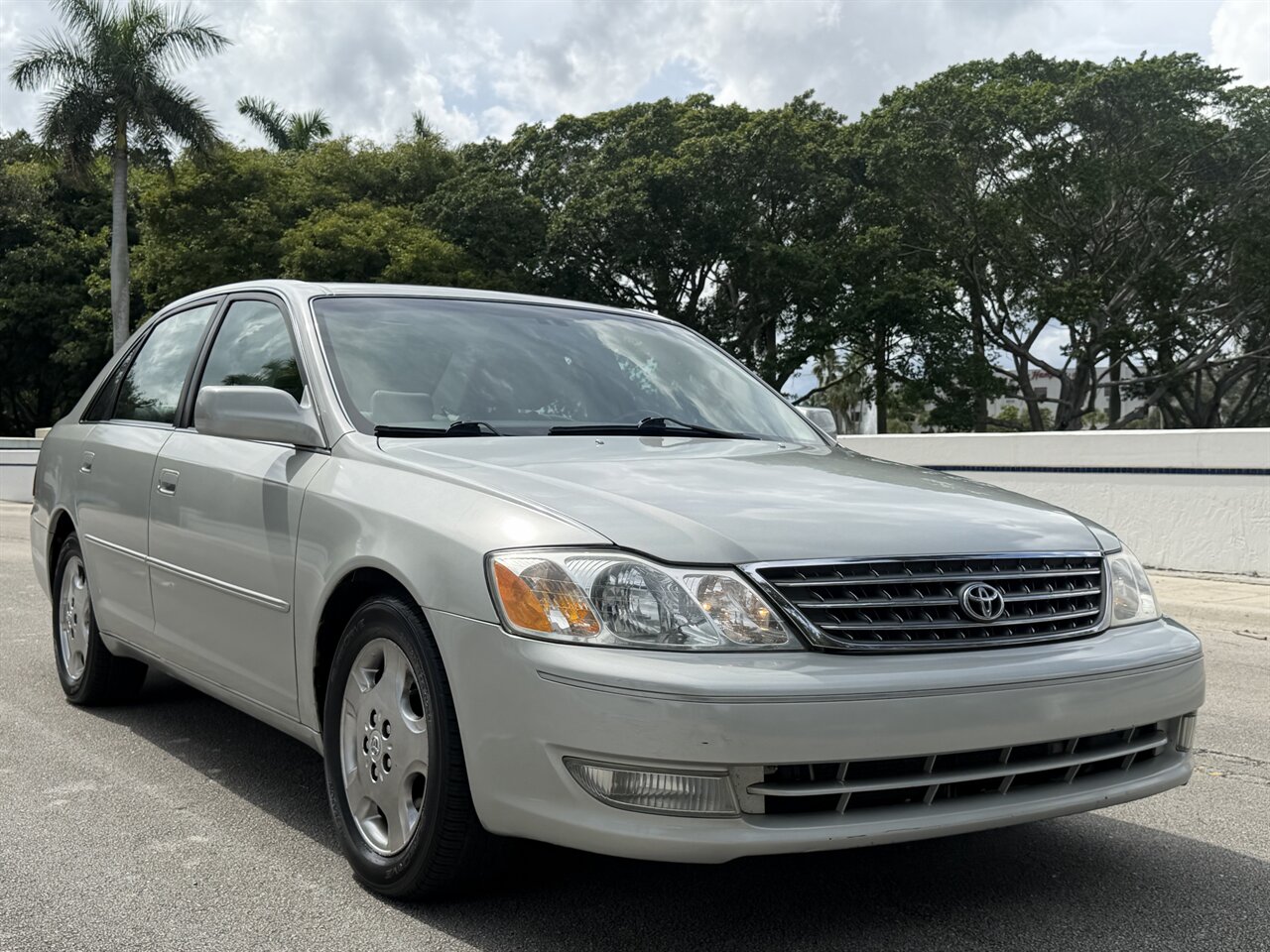 2003 Toyota Avalon XLS   - Photo 11 - Ocoee, FL 34761
