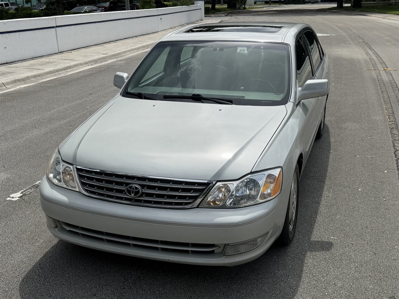 2003 Toyota Avalon XLS   - Photo 9 - Ocoee, FL 34761