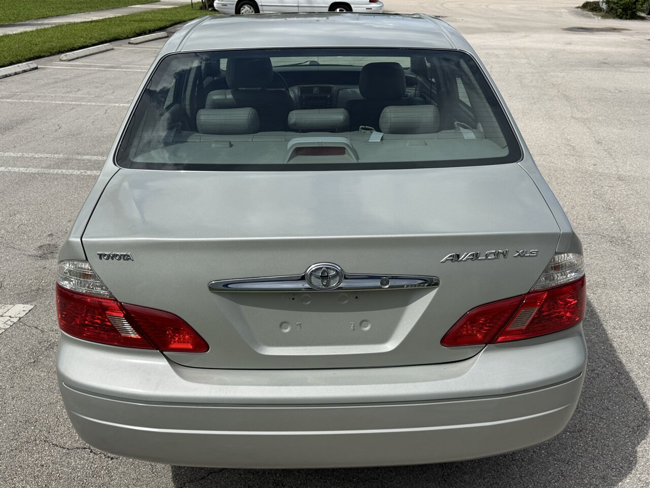 2003 Toyota Avalon XLS   - Photo 6 - Ocoee, FL 34761
