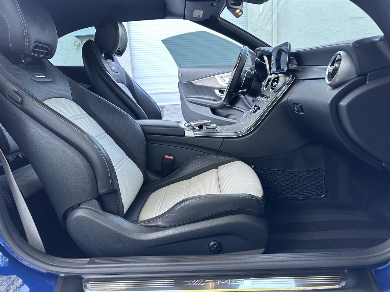 2019 Mercedes-Benz AMG C 63 S - Photo 11 - West Palm Beach, FL 33409