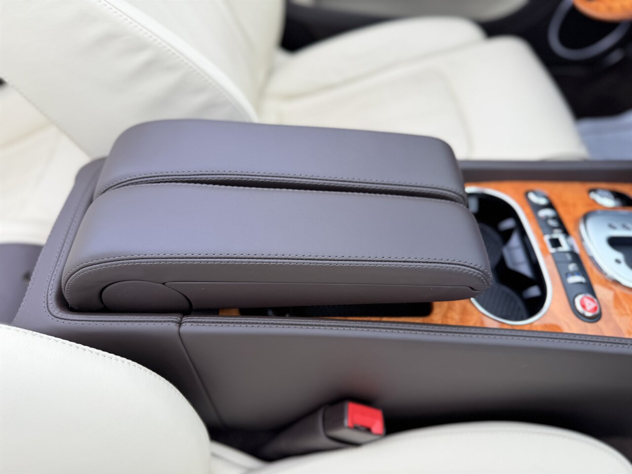 2012 Bentley Continental GT Convertible   - Photo 19 - West Palm Beach, FL 33409