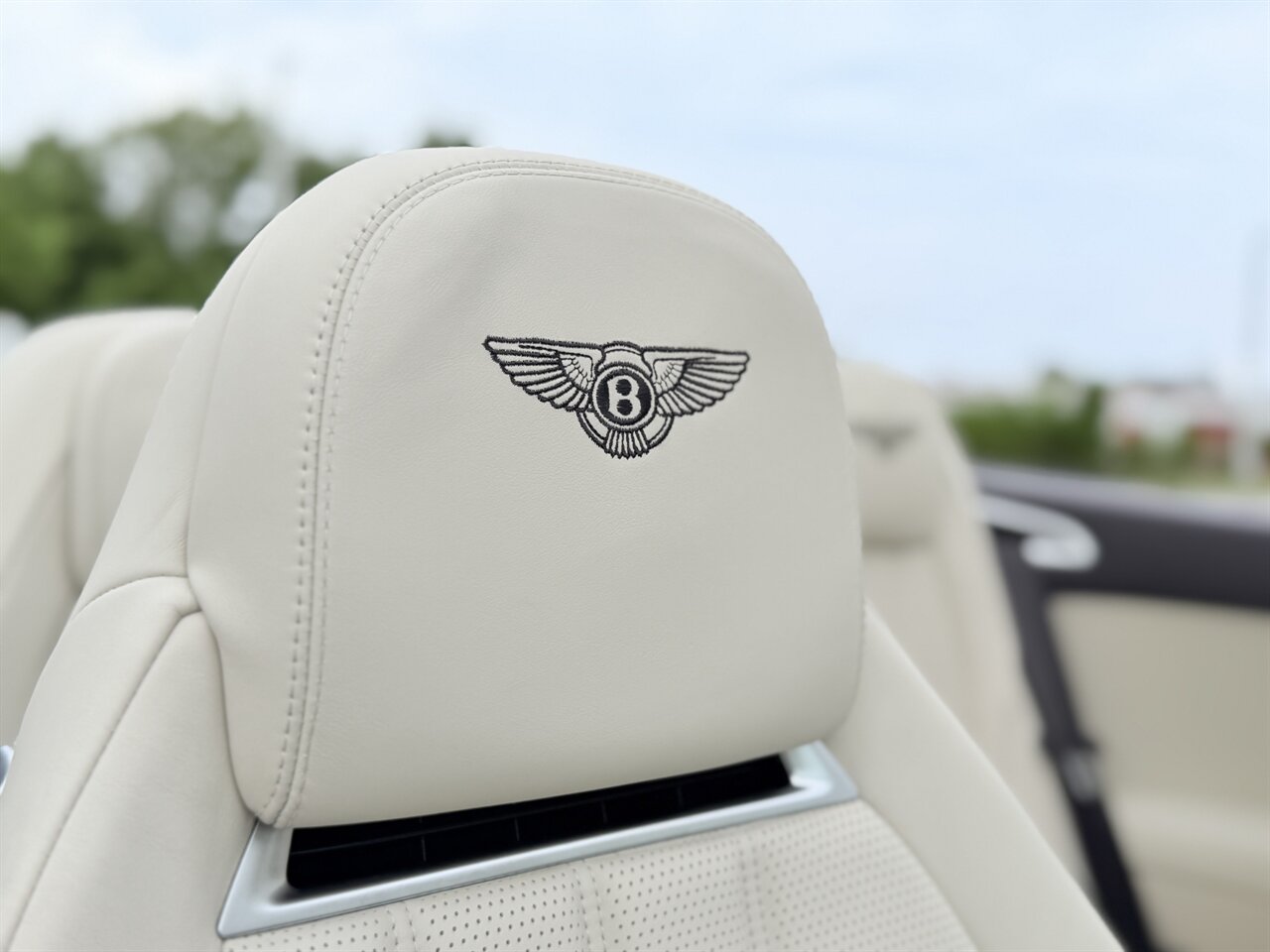 2012 Bentley Continental GT Convertible   - Photo 15 - West Palm Beach, FL 33409
