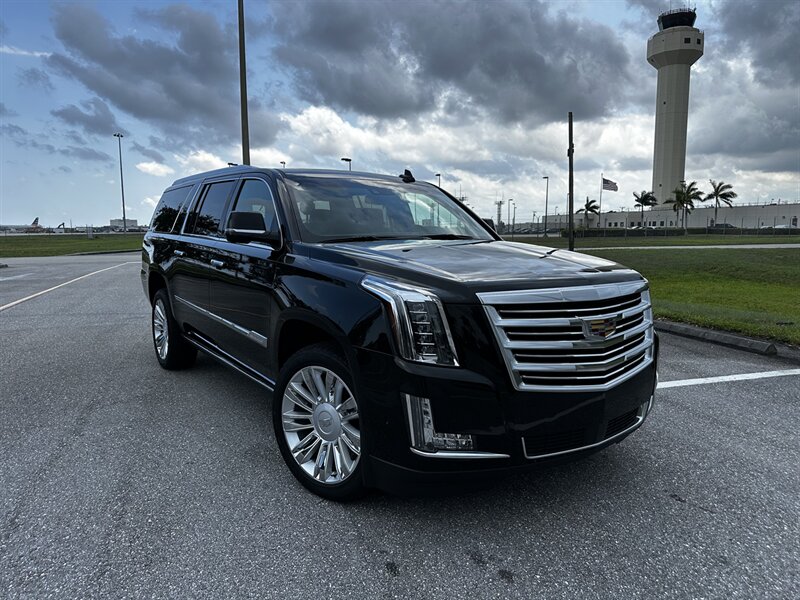 2017 Cadillac Escalade ESV Platinum  