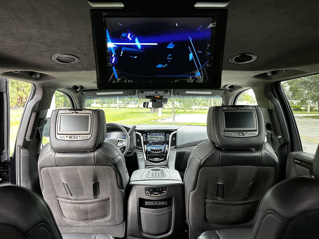 2017 Cadillac Escalade ESV Platinum   - Photo 15 - West Palm Beach, FL 33409