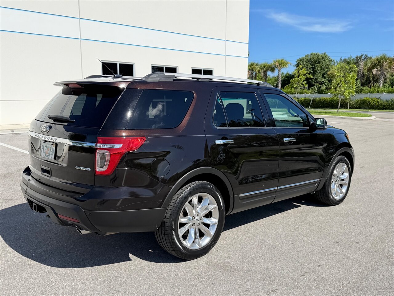 2013 Ford Explorer XLT   - Photo 9 - Ocoee, FL 34761