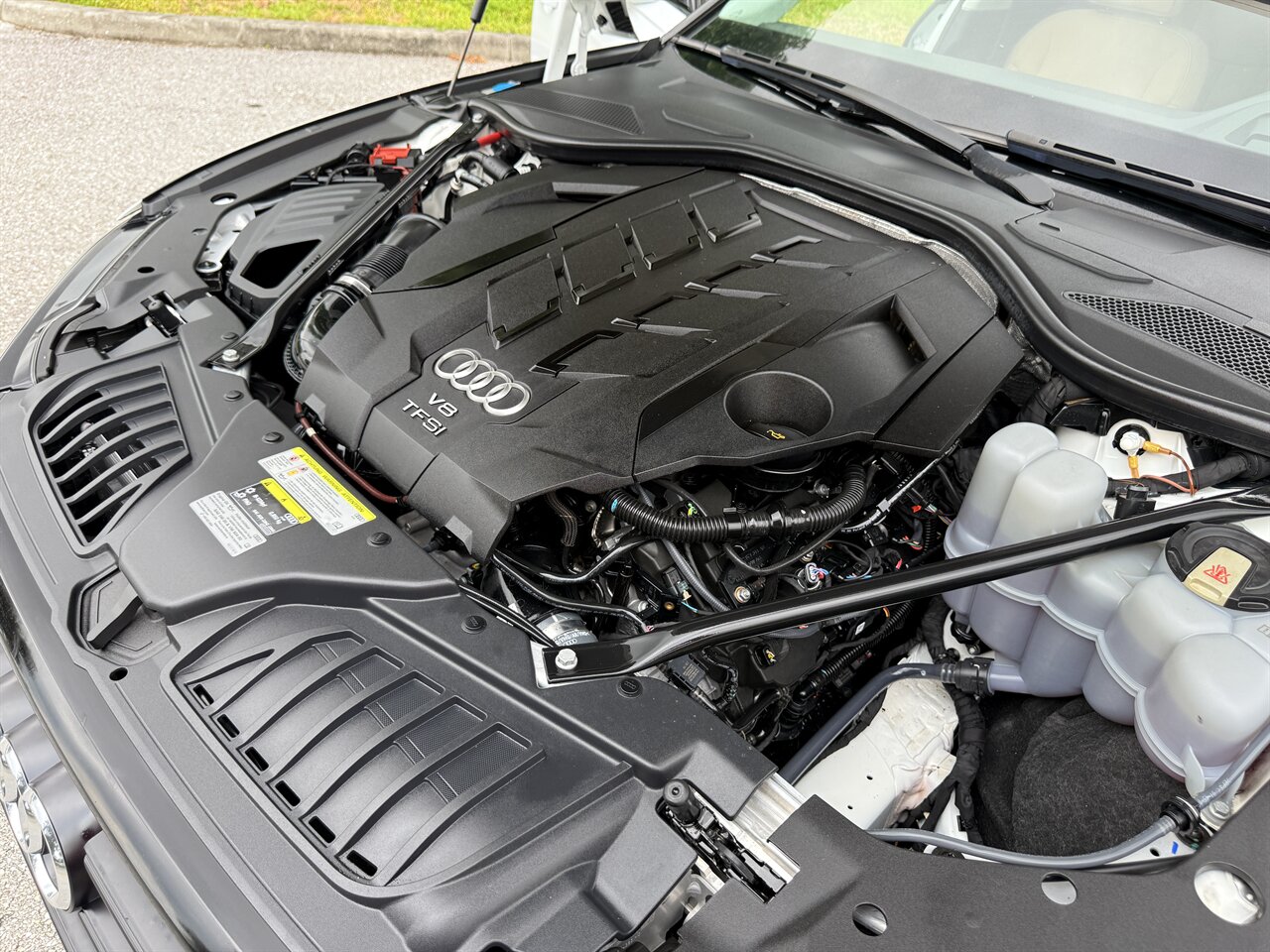 2020 Audi A8 L quattro 60 TFSI   - Photo 33 - West Palm Beach, FL 33409