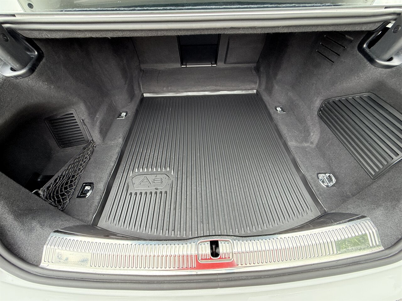 2020 Audi A8 L quattro 60 TFSI   - Photo 25 - West Palm Beach, FL 33409