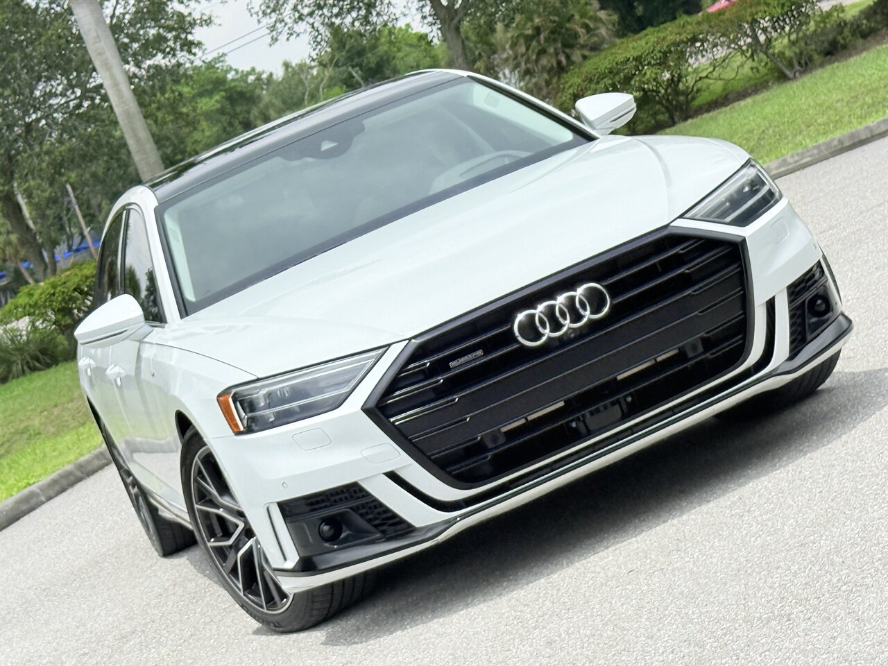 2020 Audi A8 L quattro 60 TFSI   - Photo 2 - West Palm Beach, FL 33409