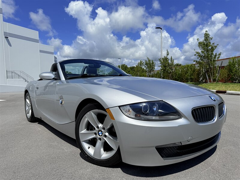 2006 BMW Z4 3.0i Convertible  