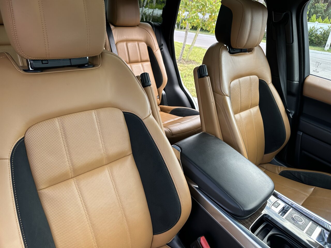 2018 Land Rover Range Rover Sport Supercharged Dynamic   - Photo 24 - West Palm Beach, FL 33409