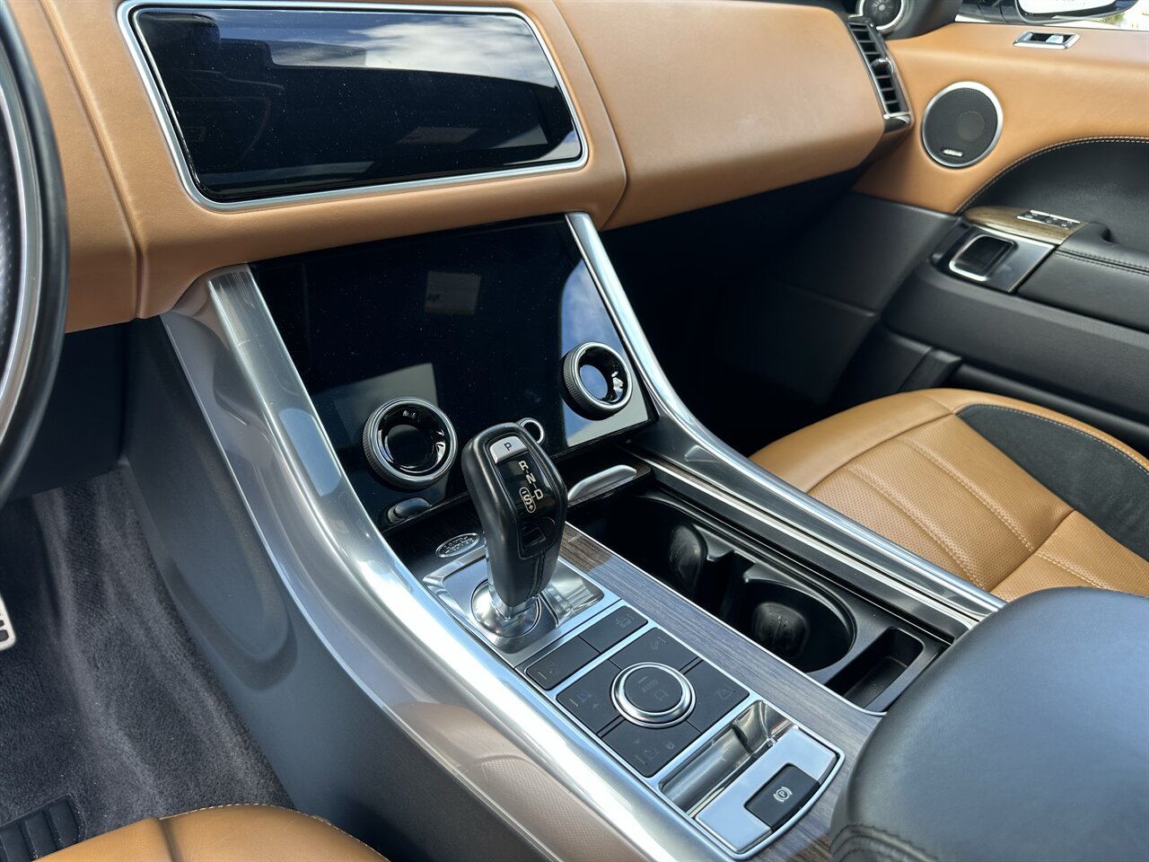 2018 Land Rover Range Rover Sport Supercharged Dynamic   - Photo 16 - West Palm Beach, FL 33409