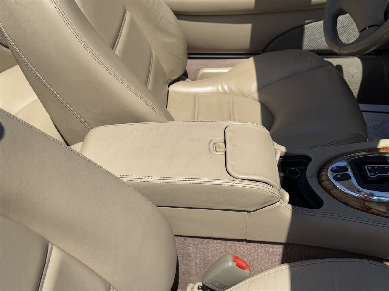 2006 Jaguar XK8   - Photo 12 - West Palm Beach, FL 33409