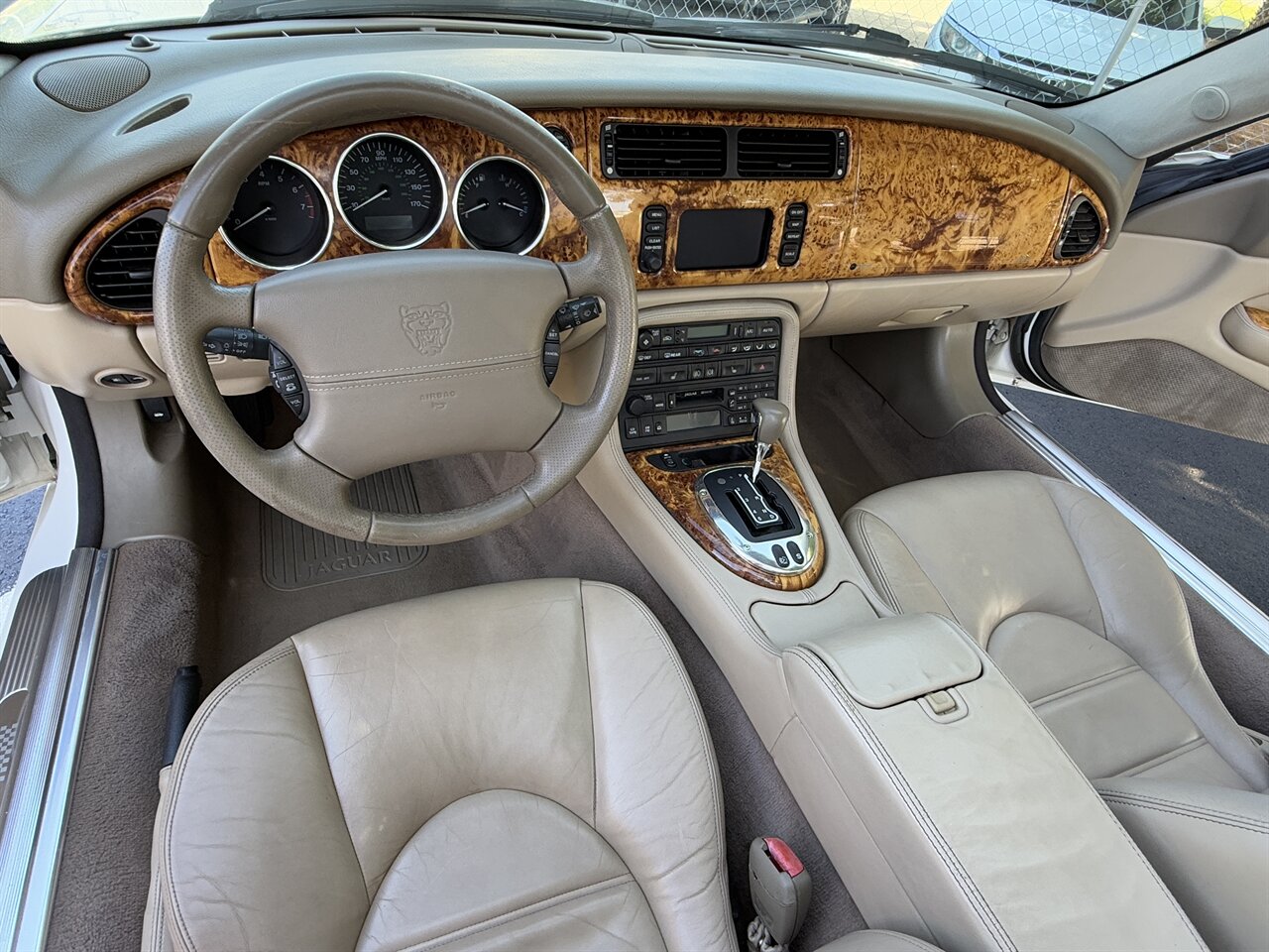 2006 Jaguar XK8   - Photo 38 - West Palm Beach, FL 33409