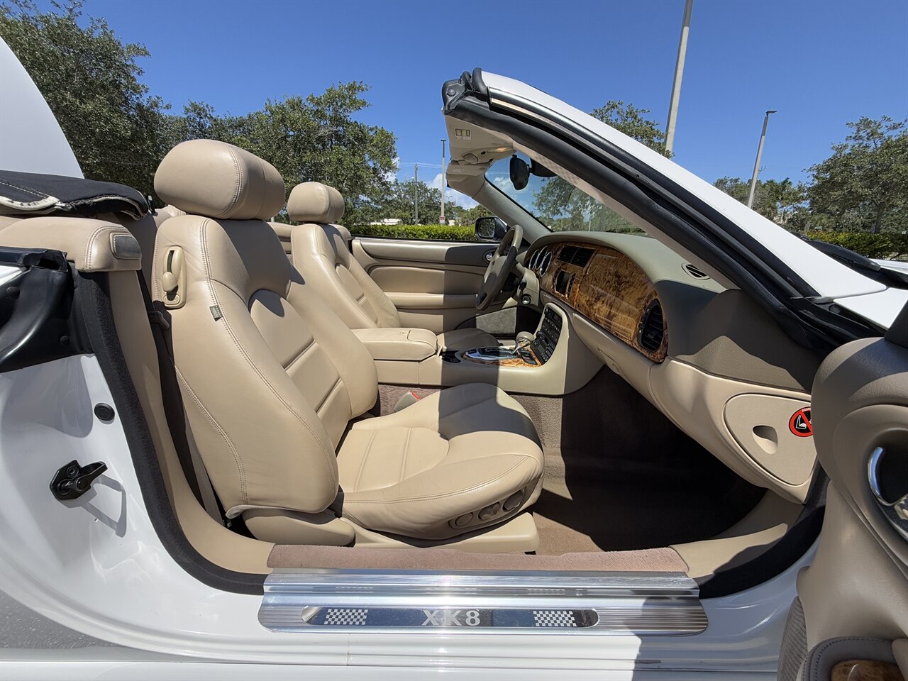 2006 Jaguar XK8   - Photo 11 - West Palm Beach, FL 33409
