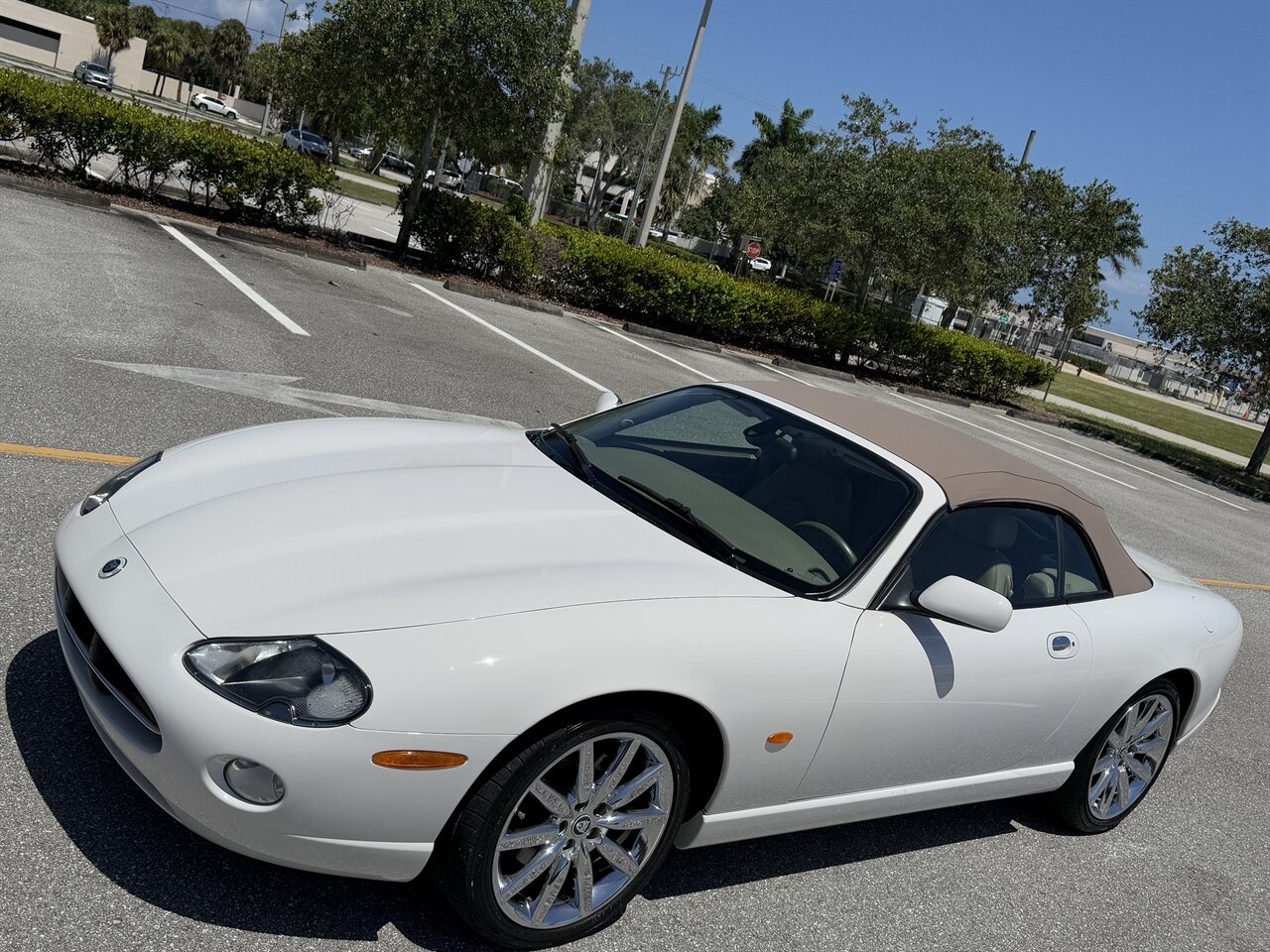 2006 Jaguar XK8   - Photo 19 - West Palm Beach, FL 33409