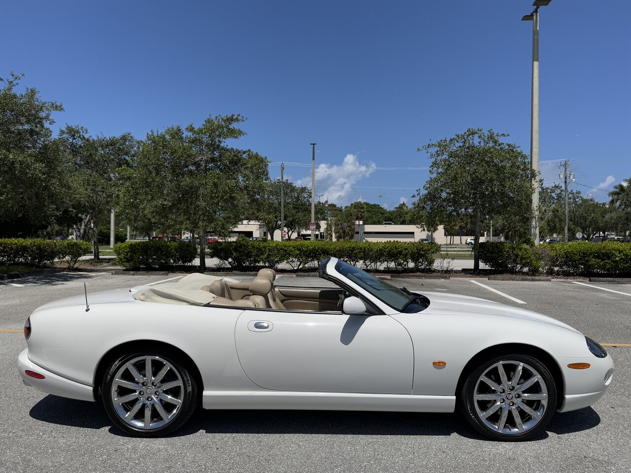 2006 Jaguar XK8   - Photo 3 - West Palm Beach, FL 33409