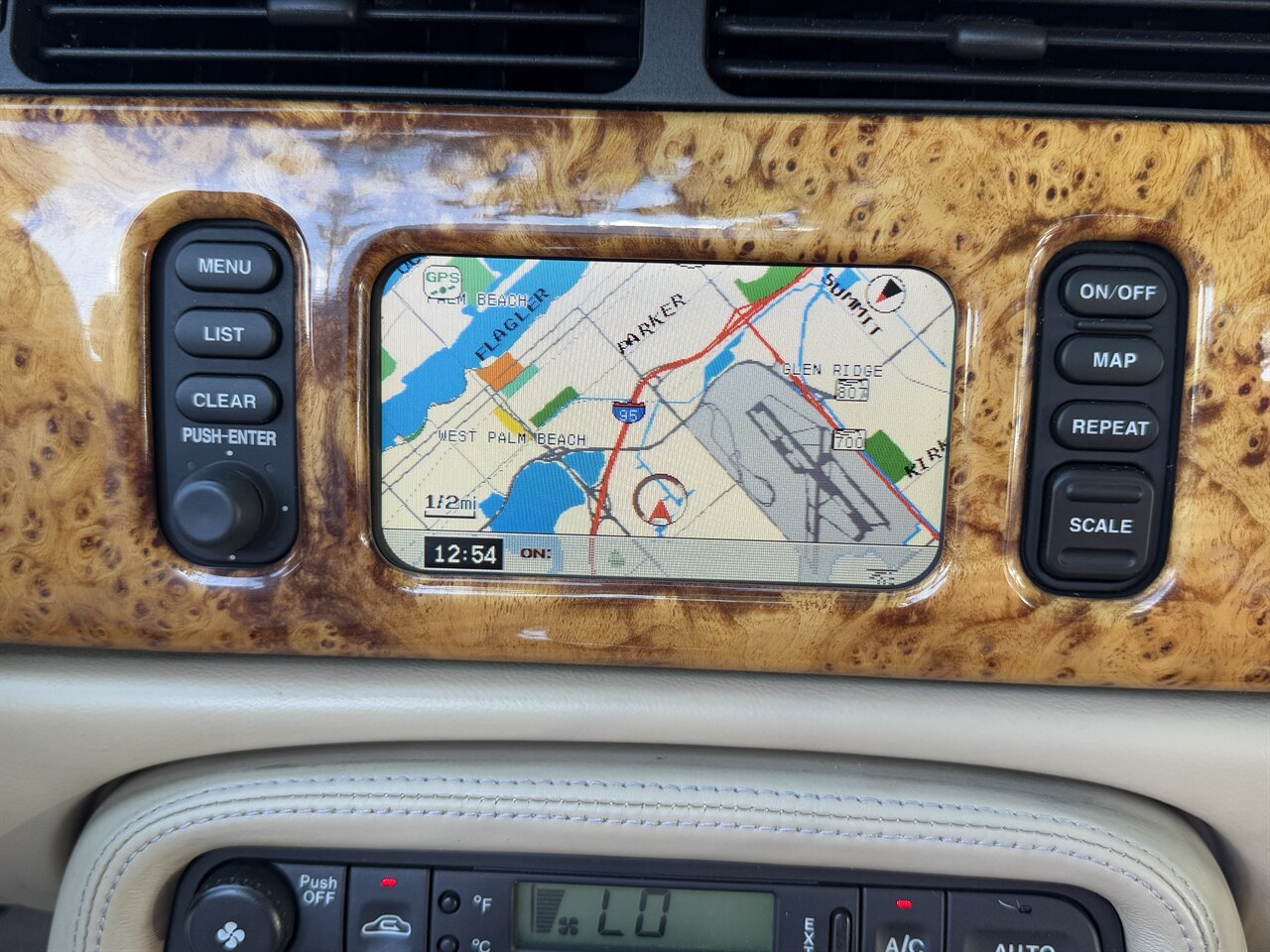 2006 Jaguar XK8   - Photo 34 - West Palm Beach, FL 33409