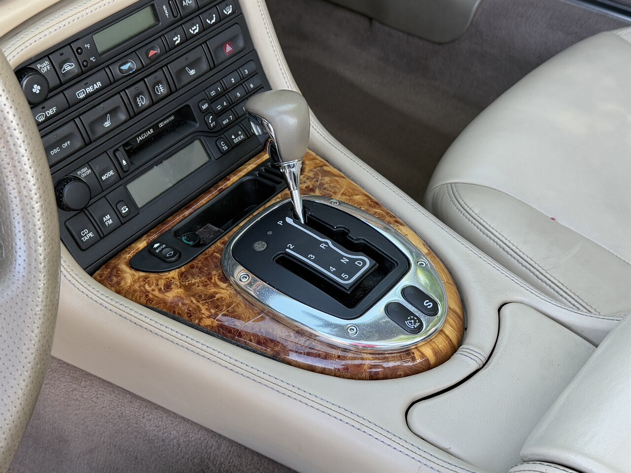 2006 Jaguar XK8   - Photo 25 - West Palm Beach, FL 33409
