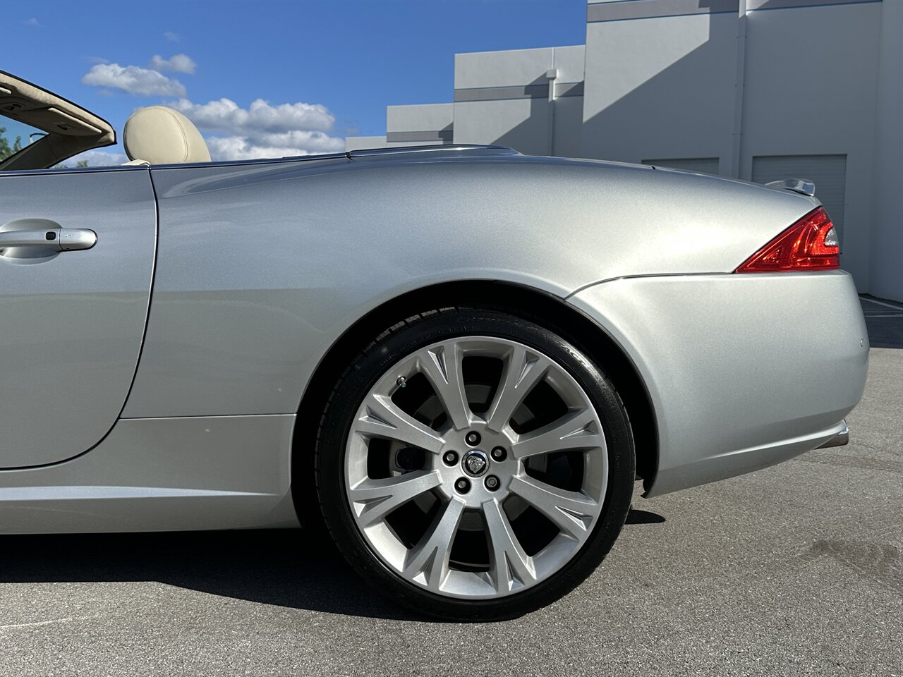 2013 Jaguar XK Convertible - Photo 24 - West Palm Beach, FL 33409