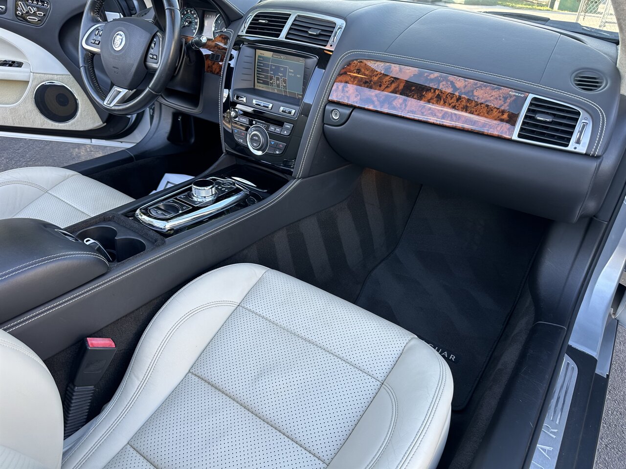 2013 Jaguar XK Convertible - Photo 46 - West Palm Beach, FL 33409