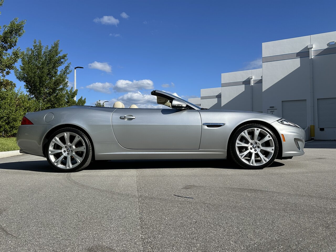2013 Jaguar XK Convertible - Photo 10 - West Palm Beach, FL 33409