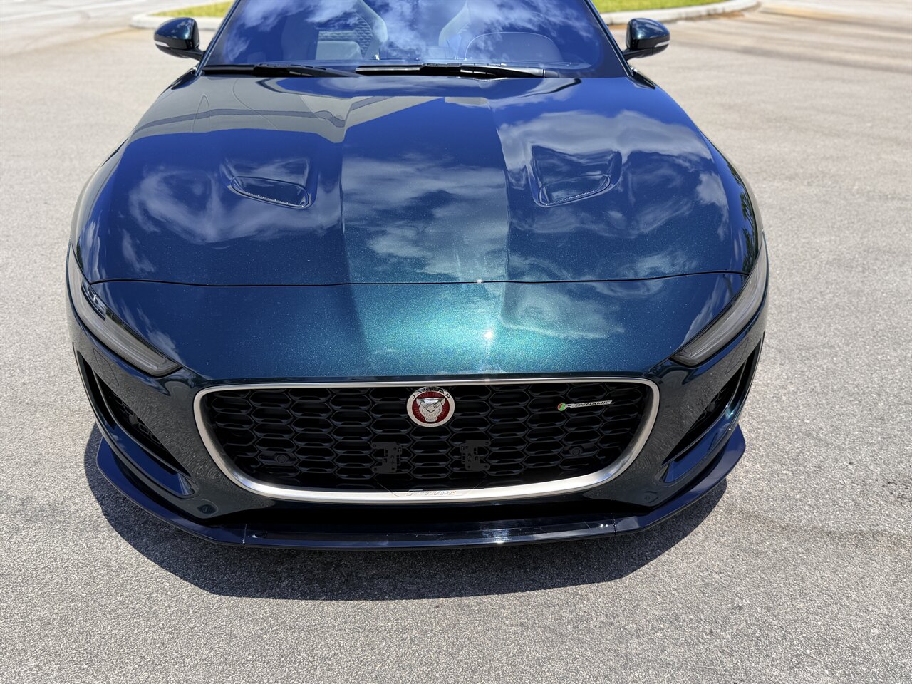 2023 Jaguar F-TYPE P450 R-Dynamic   - Photo 33 - West Palm Beach, FL 33409