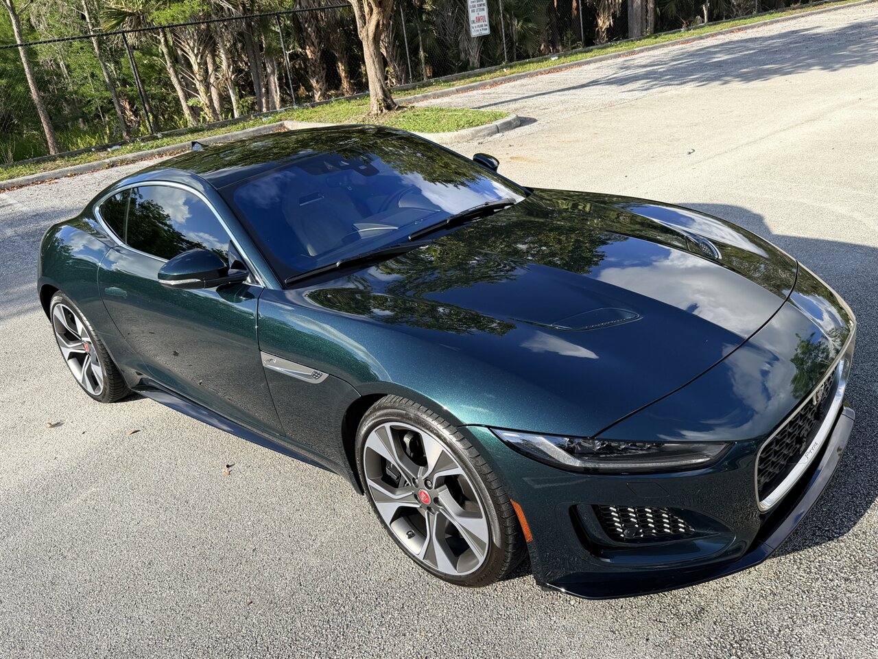 2023 Jaguar F-TYPE P450 R-Dynamic   - Photo 37 - West Palm Beach, FL 33409