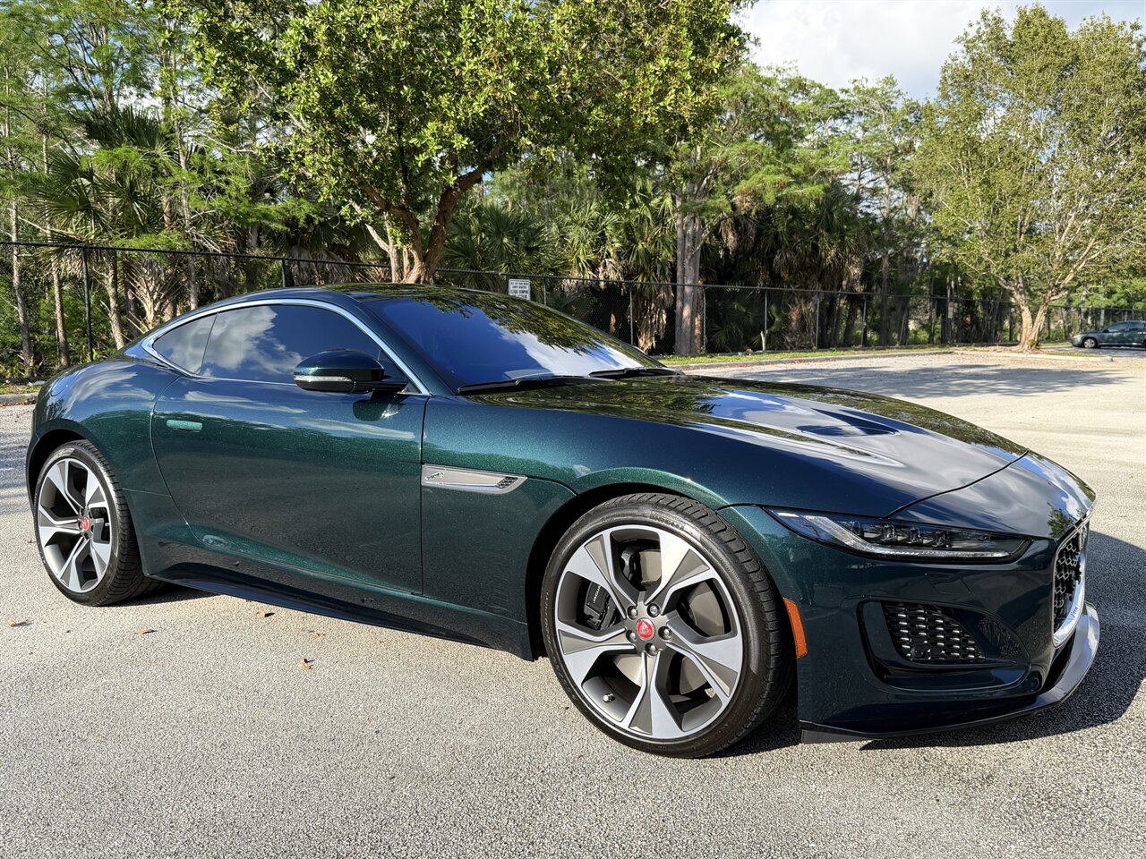2023 Jaguar F-TYPE P450 R-Dynamic   - Photo 21 - West Palm Beach, FL 33409