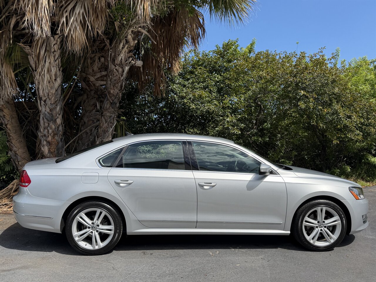 2015 Volkswagen Passat 1.8T SE   - Photo 4 - Ocoee, FL 34761